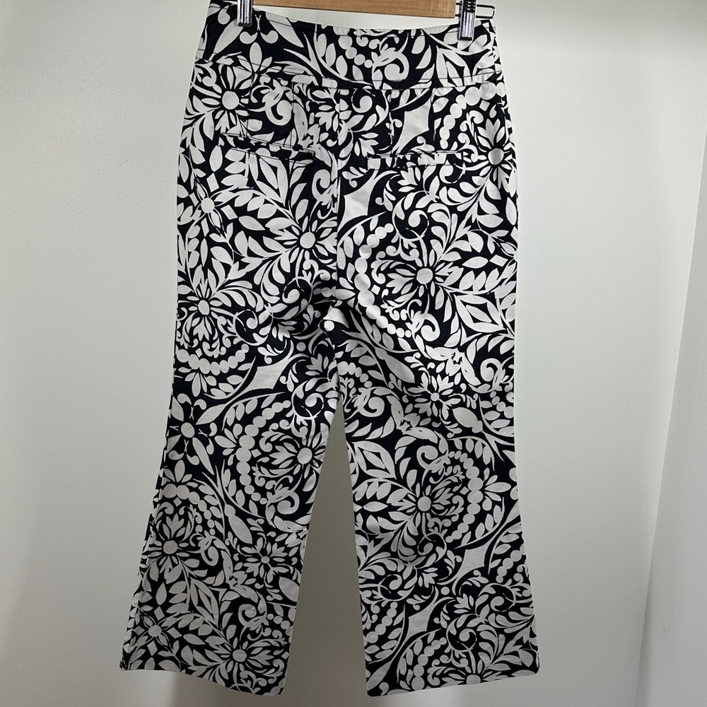 Maeve by Anthropologie Olive Cropped Flare Pants Black and White Pattern - Picture 8 of 9